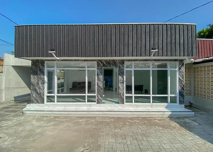 RedDoorz near Balai Kota Yogyakarta Timoho Hotel